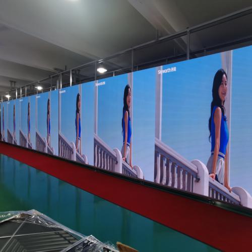 Curved Indoor LED Rental Concert Stage Events Movable Backdrop P2.5 High Brightness Video Wall Panel for Shopping Mall SDK